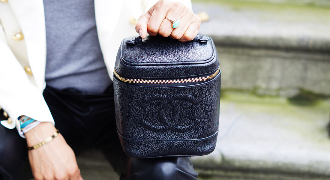 Bag-at-You---Fashion-blog---The-Trend-Attendant---Chanel-make-up-bag